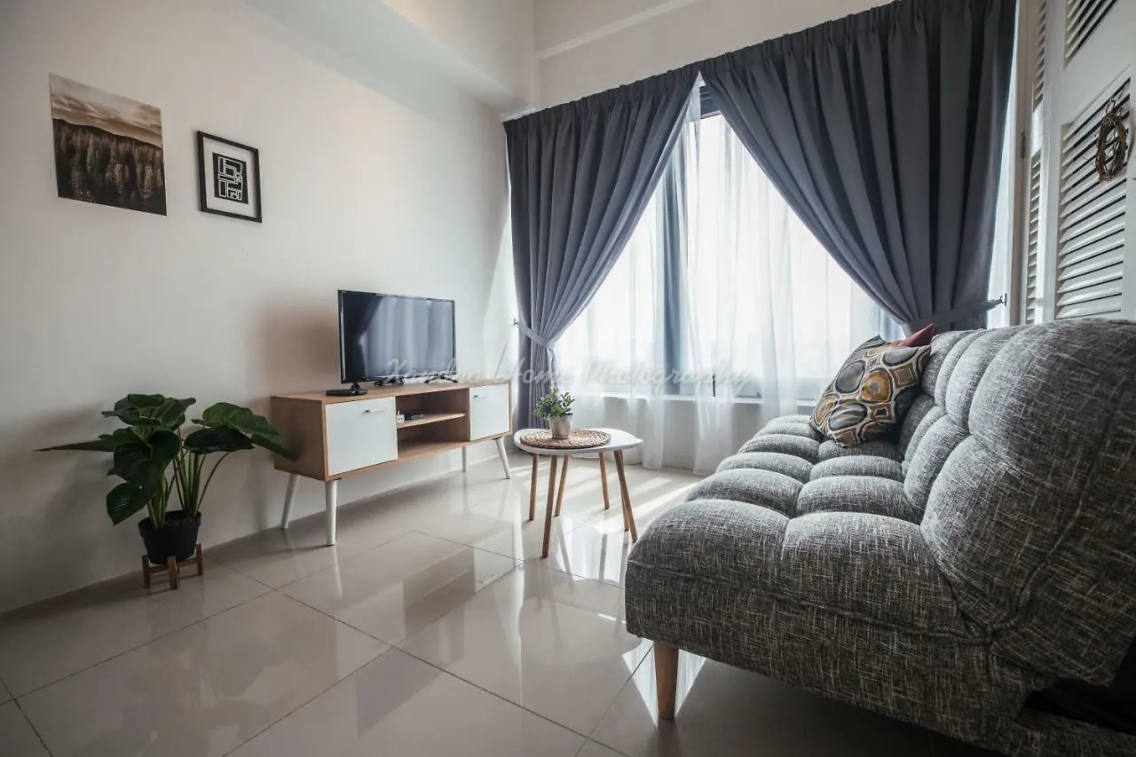 Xandra'S 218 Macalister Suite George Town