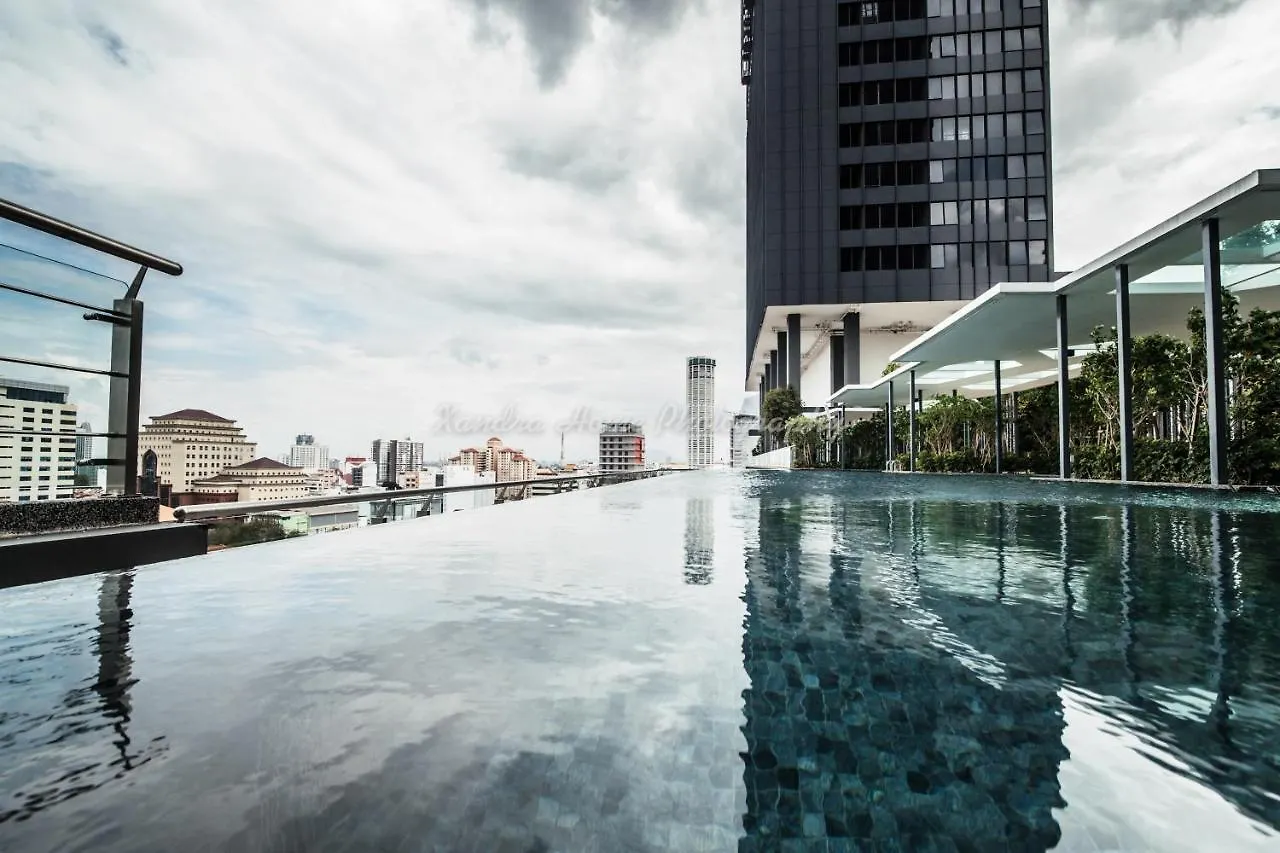 Xandra'S 218 Macalister Suite George Town