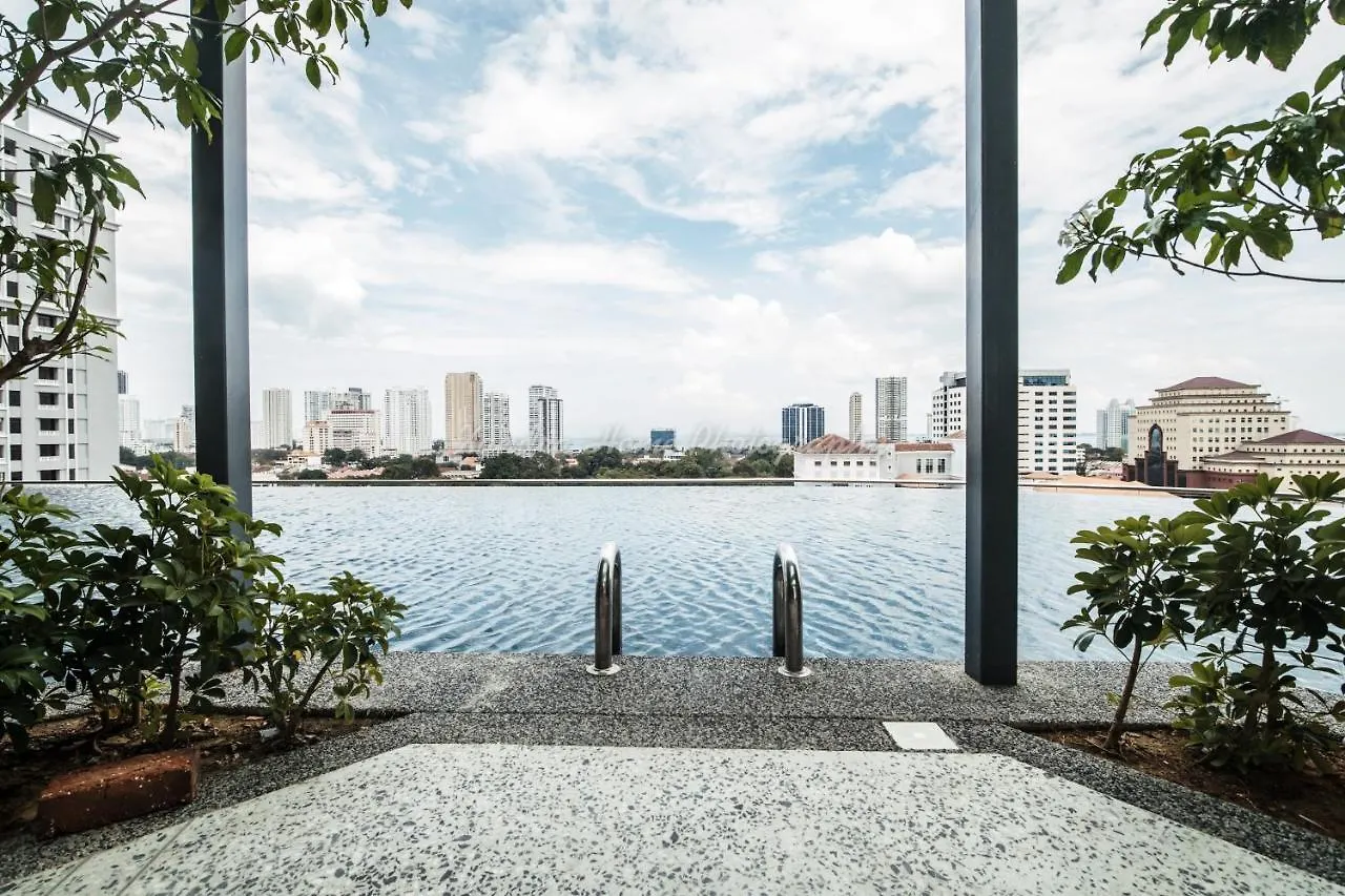 Xandra'S 218 Macalister Suite George Town